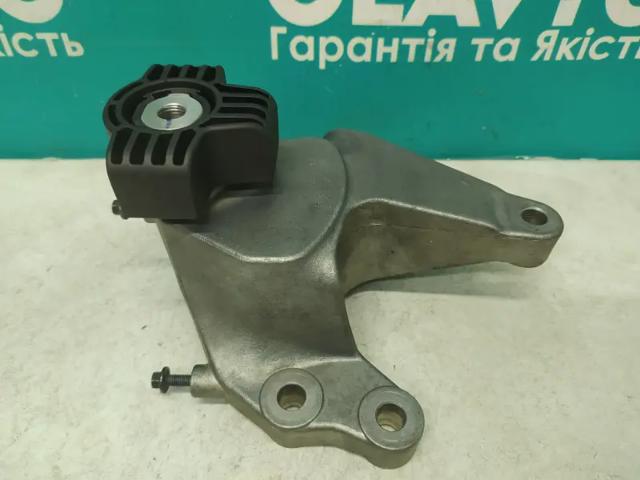 32380056 VOLVO Подушка (опора) двигателя левая нижняя купить в Харьков