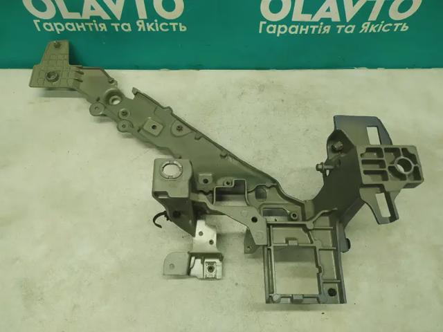 32396095 VOLVO Суппорт радиатора правый (монтажная панель крепления фар) купить в Чернигов