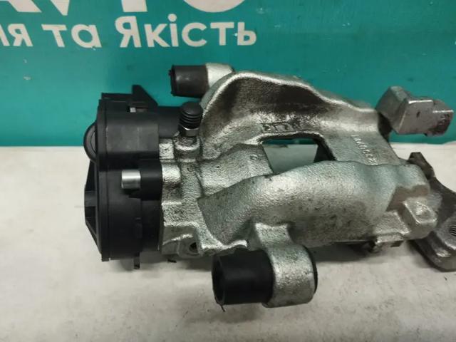 VOLVO 36012914 Суппорт задний правый в наличии Запорожье