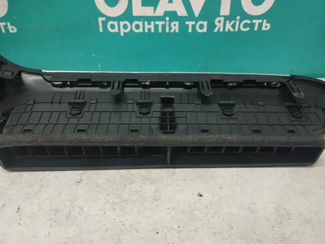42574239 GM Решетка вентиляции салона на "торпедо" купить в Украина