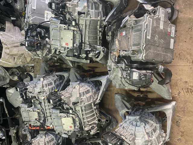 0MB300040E VAG КПП в сборе (механическая коробка передач) купить в Черкассы