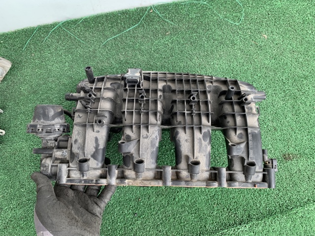 06L133201CM Коллектор впускной купить Ужгород