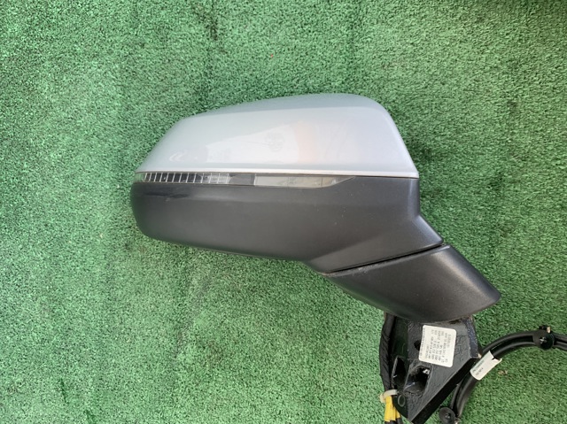 Правое боковое зеркало 4M1857410AP9B9 VAG