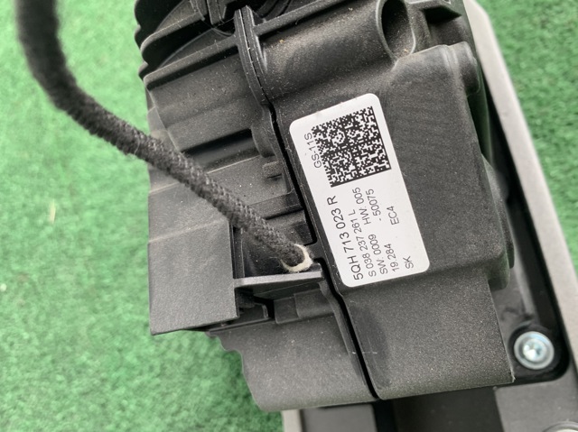 VAG 5QH713023R Механизм переключения передач (кулиса, селектор) в наличии Полтава