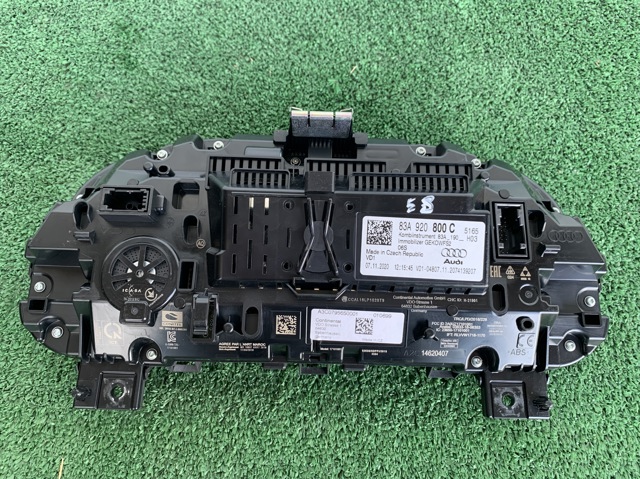 VAG 83A920800C Приборная доска (щиток приборов) в наличии Черкассы