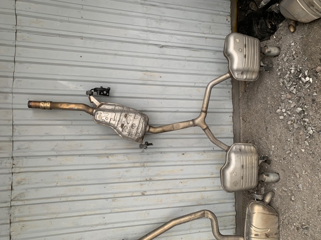 Средний глушитель 8W5253409A VAG