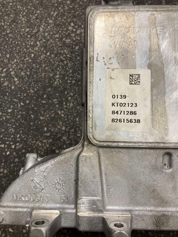 05L129711M VAG Коллектор впускной купить в Полтава