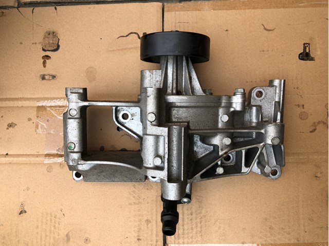 11518575624 Помпа водяная (насос) охлаждения купить Павлоград