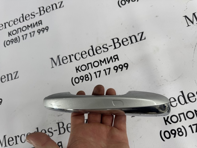Ручка двери задней наружная правая A0997605601 MERCEDES
