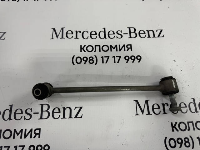 Тяга стабилизатора, правая A2053260417 MERCEDES