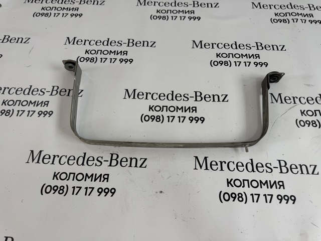Кронштейн бака топливного A2054700140 MERCEDES