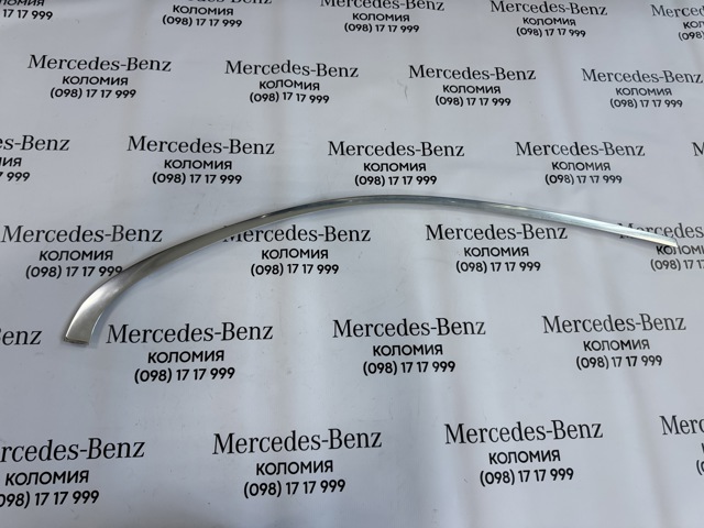 Молдинг двери задней правой верхний A2056900480 MERCEDES