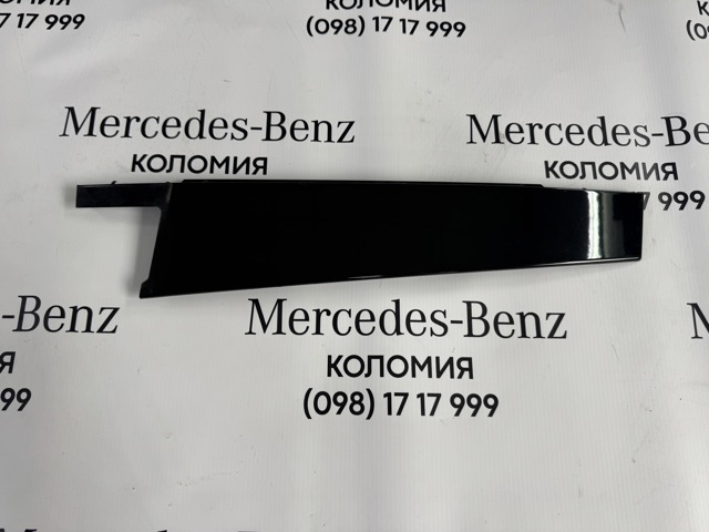 Накладка задней двери, правой, вертикальная A2056901087 MERCEDES