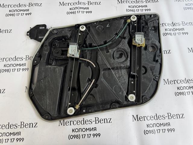 Стеклоподъемник с электродвигателем A2057204923 MERCEDES