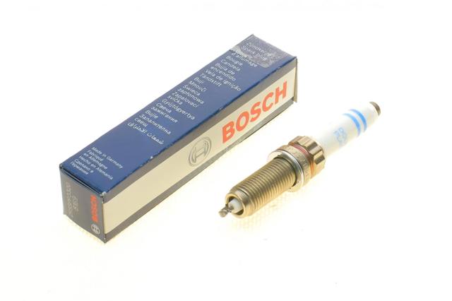 0242145555 BOSCH Свечи зажигания купить в Днепр