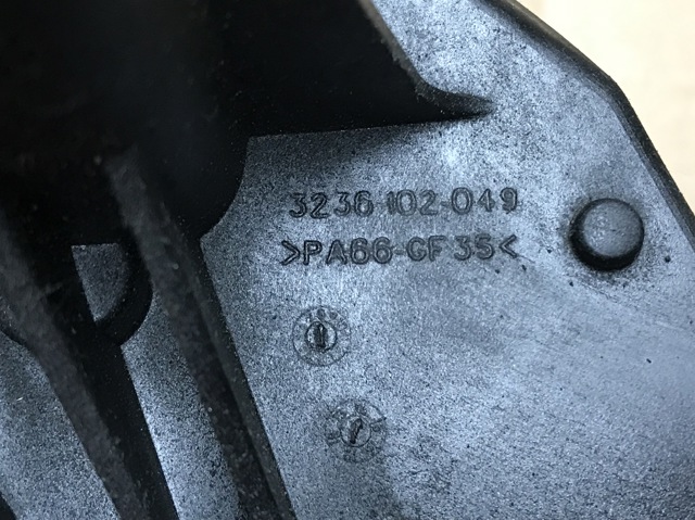 VAG 03N115389H Корпус масляного фильтра в наличии Кривой Рог