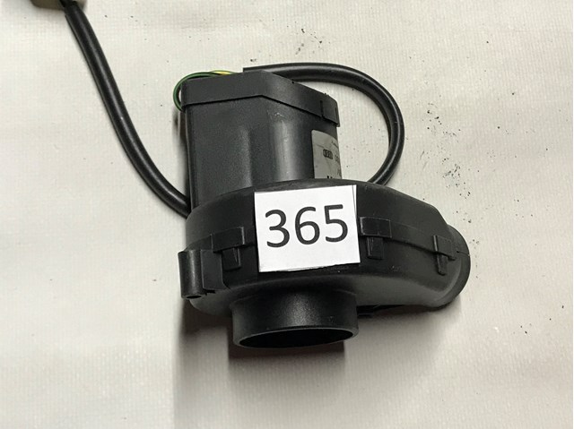 BOSCH 130002830 Вентилятор отсека блока управления в наличии Николаев