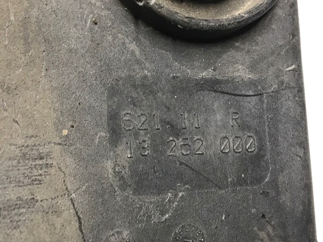 GM 13262000 Фара противотуманная правая в наличии Украина