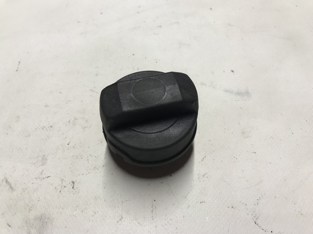 Крышка топливного Бака Audi A8 D3