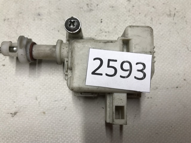 VAG 1J0810773B Замок открывания лючка бензобака в наличии Винница