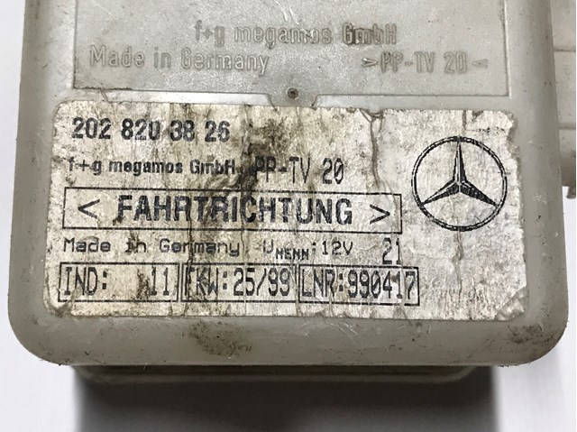 2028203826 MERCEDES Брелок управления сигнализацией купить в Харьков