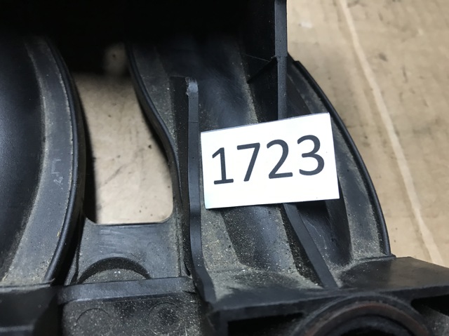 2246942 BMW Впускной коллектор купить в Днепр