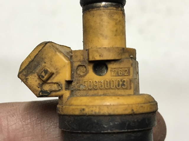 3531024010 HYUNDAI Топливные форсунки купить в Киев