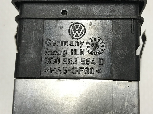 VAG 3B0963564D в наличии Днепр