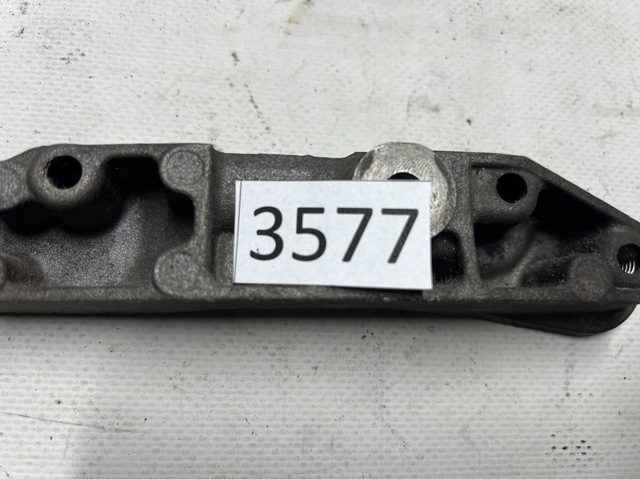 4R8Q19D624AE LAND ROVER Кронштейн компрессора кондиционера купить в Сумы
