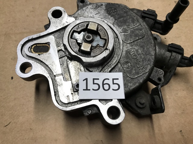 4R8Q2A451AF Насос вакуумный купить Одесса
