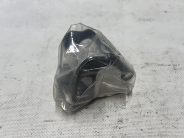 BMW 51117331754 Кронштейн форсунки омывателя фар в наличии Каменское