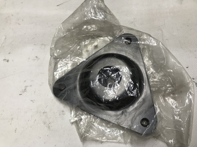 RENAULT 543207020R Опора переднего амортизатора в наличии Черновцы