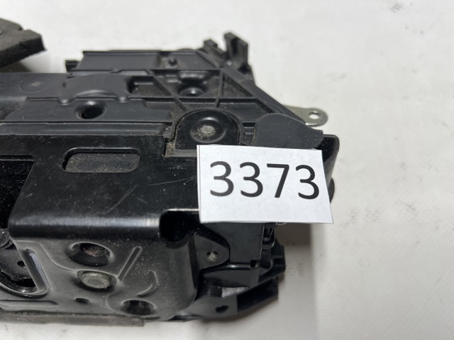 5K4839015G Замок двери задней левой купить Николаев