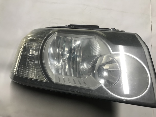 Правая блок фара 6H5213W029AC LAND ROVER