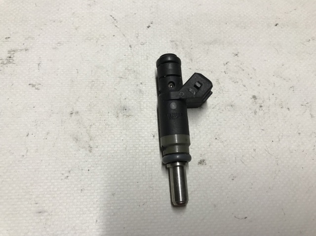 Форсунка дизельная в сборе 7506158 BMW