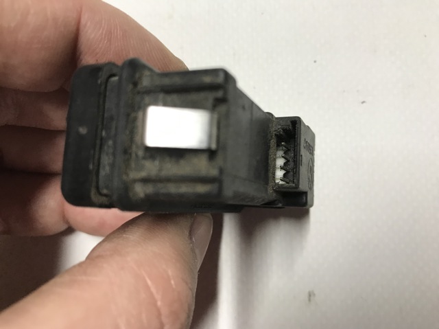 8350947 BMW Кнопка включения аварийного сигнала купить в Одесса