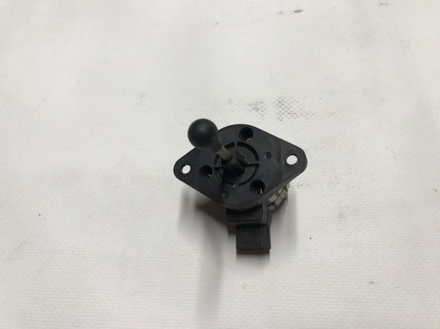 8352206 BMW Корректор фары купить в Чернигов