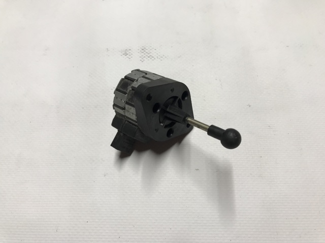 Двигатель корректора фар 8352206 BMW