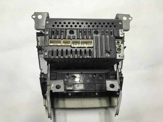 8612006180 TOYOTA Магнитола (радио AM/FM) купить в Одесса