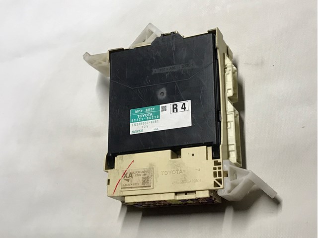 8922106210 TOYOTA купить в Хмельницкий