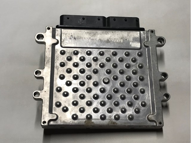 LAND ROVER 8W8312B684YA в наличии Ровно