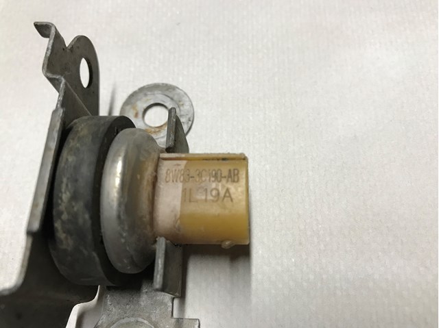 LAND ROVER 8W833C190AB Датчик продольного ускорения в наличии Николаев