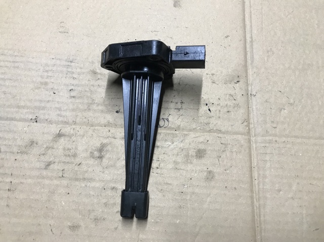 8W936C624BG LAND ROVER Датчик уровня масла купить в Ужгород