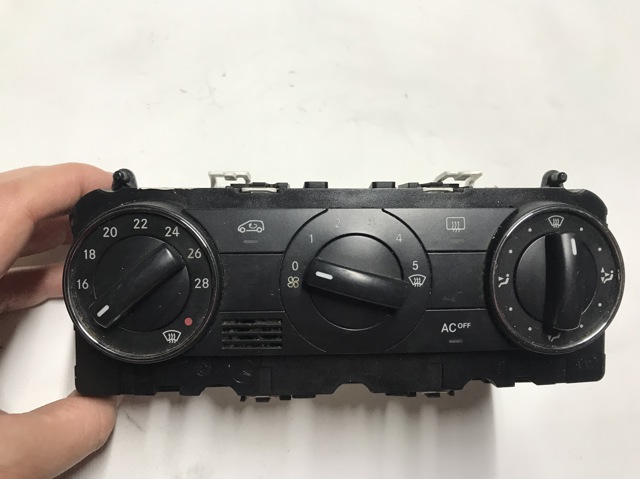 A1698300585 Блок управления кондиционером купить Кривой Рог
