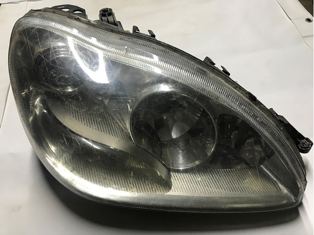 Вставка фары правой A2208203861 MERCEDES