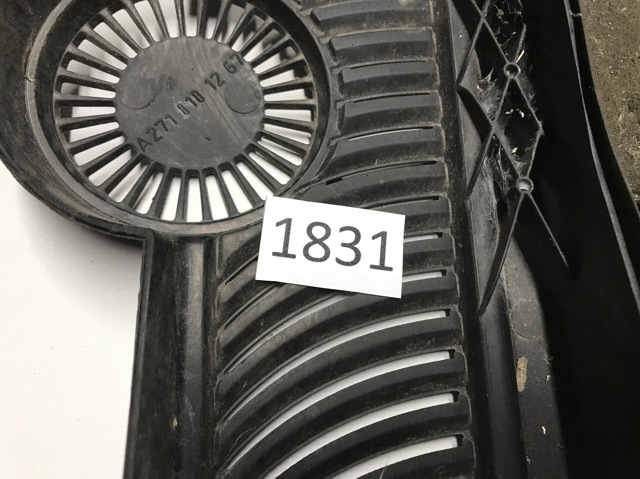 MERCEDES A2710101267 Крышка двигателя в наличии Ровно