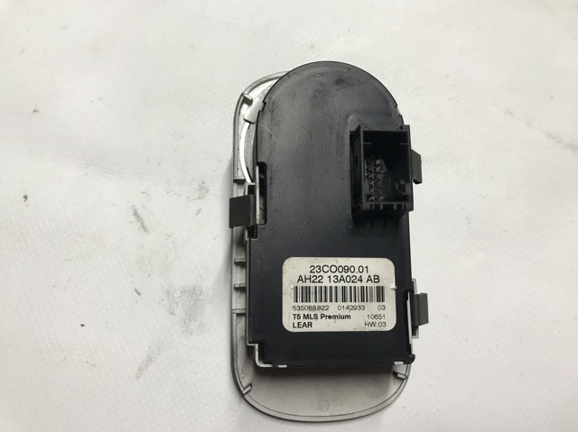 LAND ROVER AH2213A024AB в наличии Запорожье
