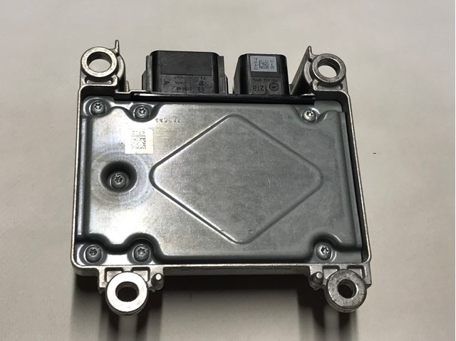 AH4214D374AF LAND ROVER купить в Чернигов