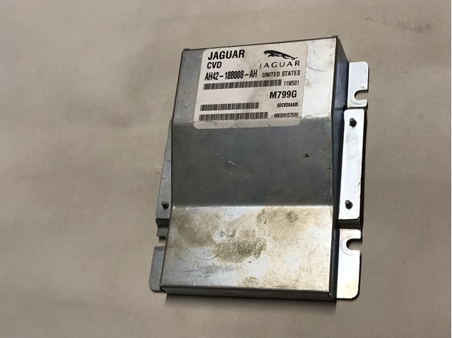 LAND ROVER AH4218B008AH в наличии Николаев