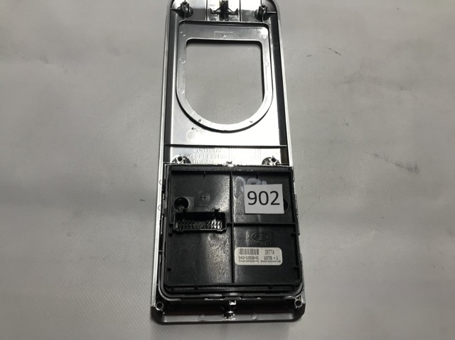 BH4214B596AD LAND ROVER купить в Днепр